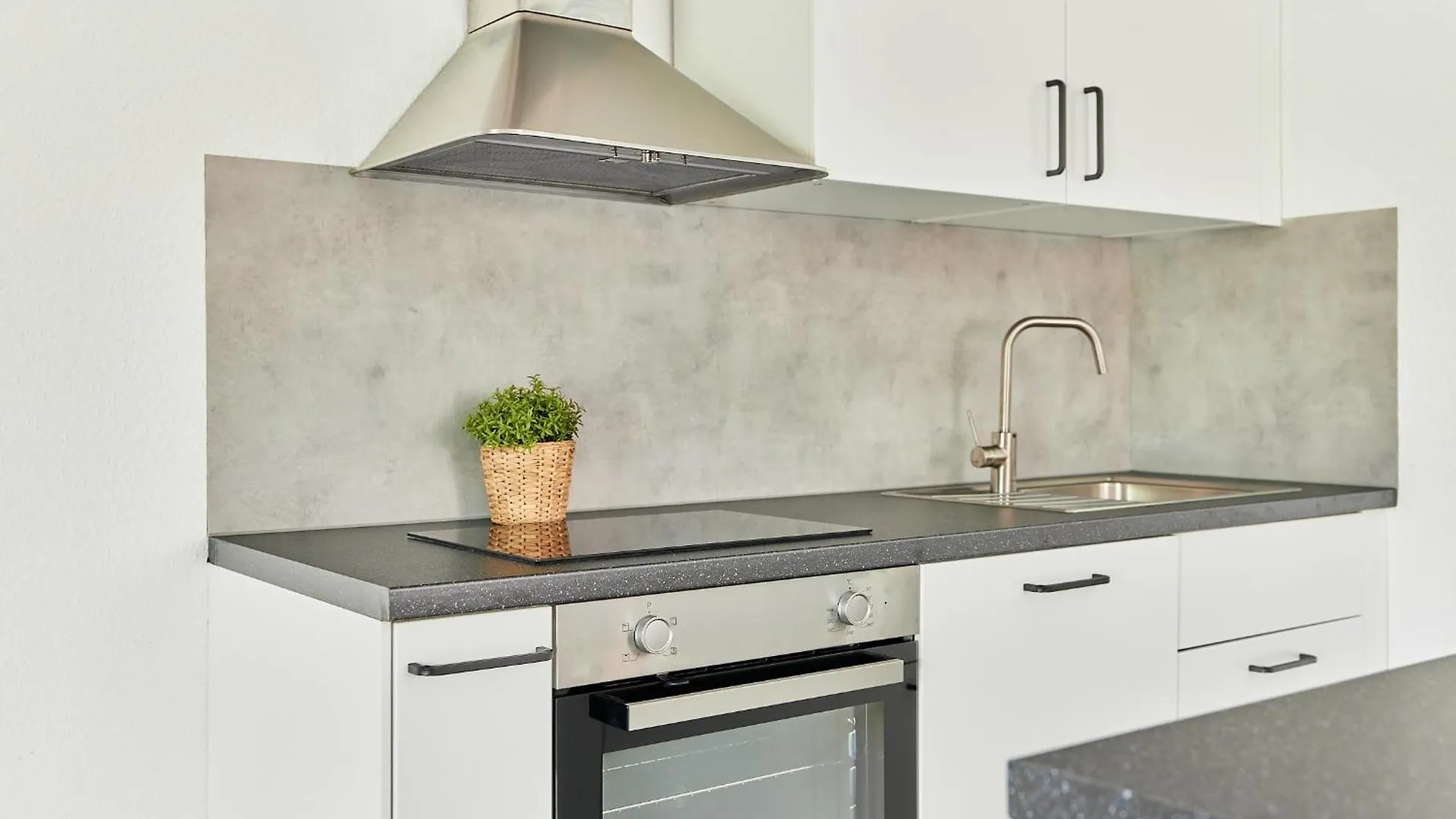 Ferienwohnung Neubau Luxus Penthouse - Netflix - Bbq City Airport City Airport Mannheim 0*,  Deutschland